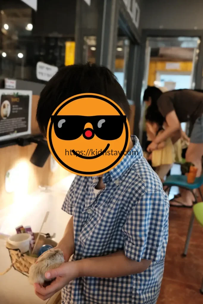 햄스터 핸들링