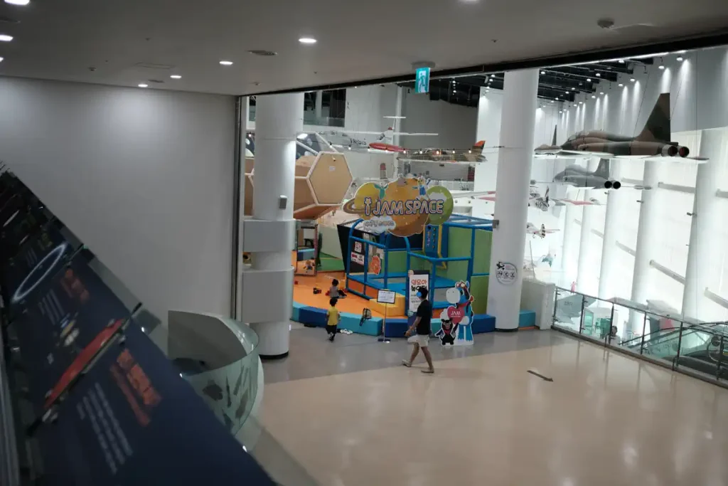 제주 항공우주박물관 2층 영유아 전용 실내 키즈 플레이그라운드